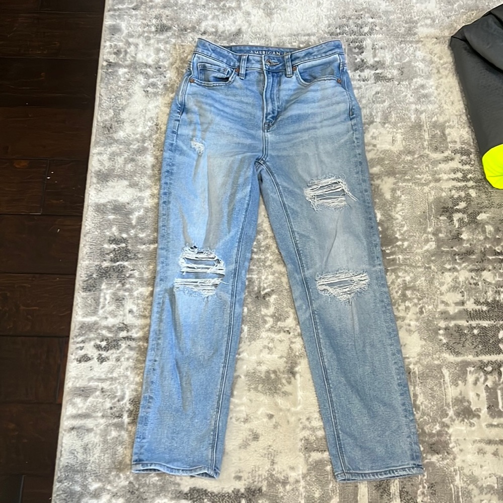American eagle mom jeans